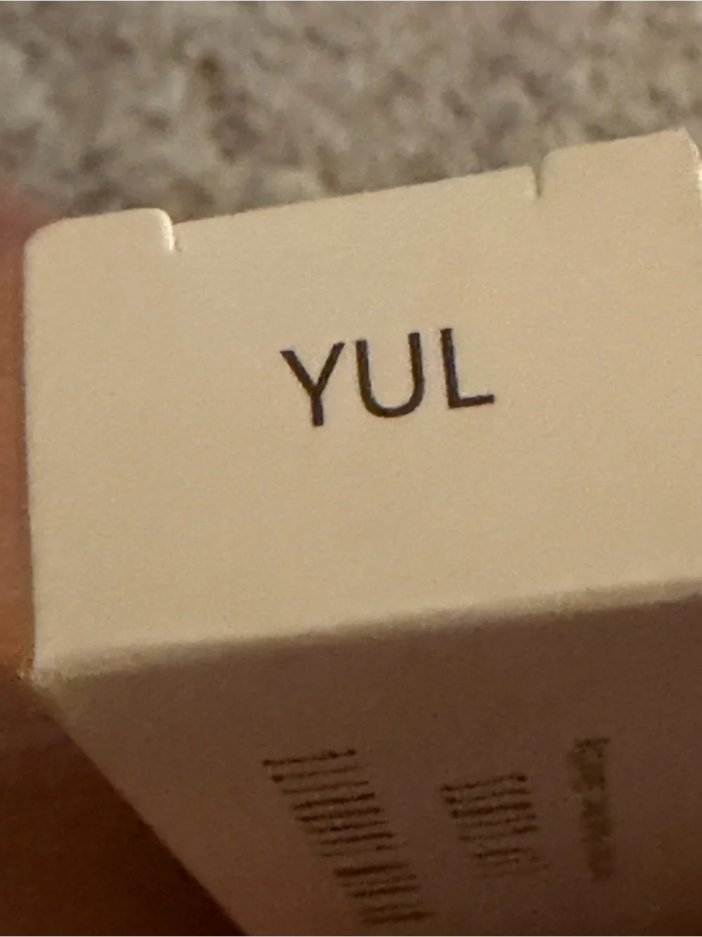 Floss Brilliant à Lèvres Lip Gloss — yul